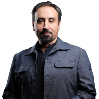 استاد رضا طاری
